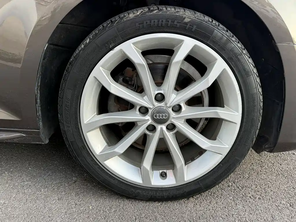 Audi A4L — миниатюра 18
