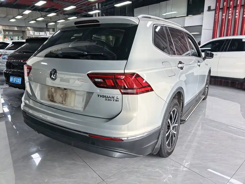 Volkswagen Tiguan L — миниатюра 13
