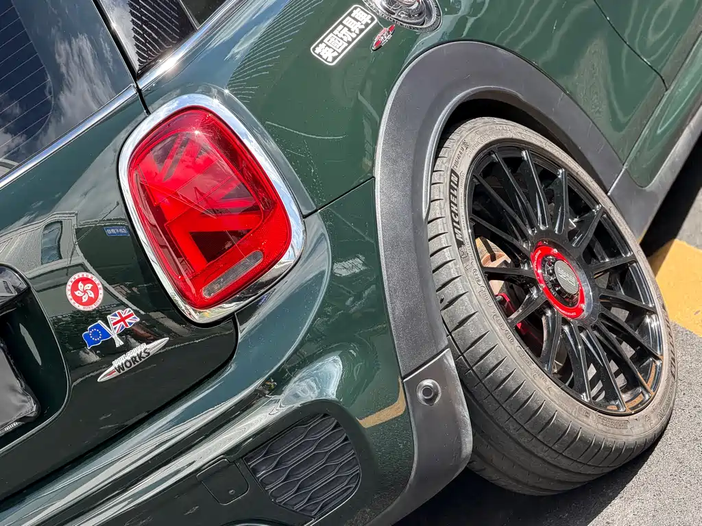 Mini JCW 2015 2.0T JOHN COOPER WORKS