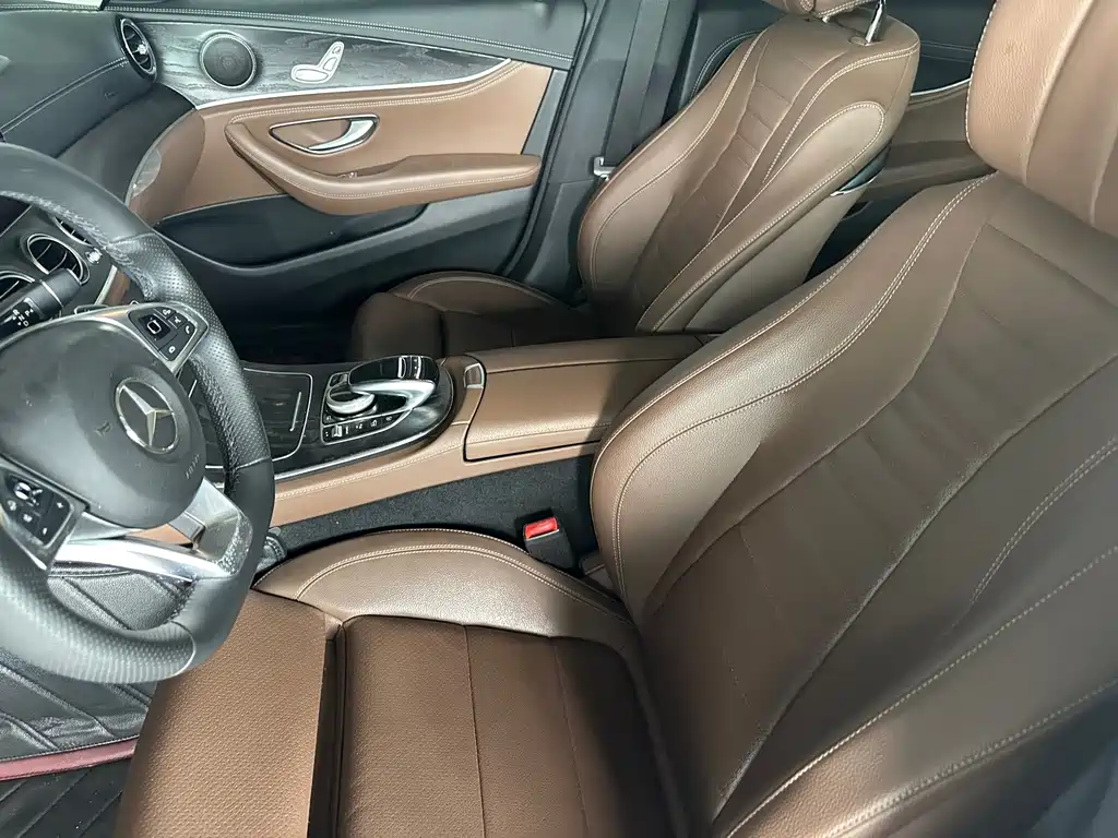 Mercedes-Benz E-Class — миниатюра 13