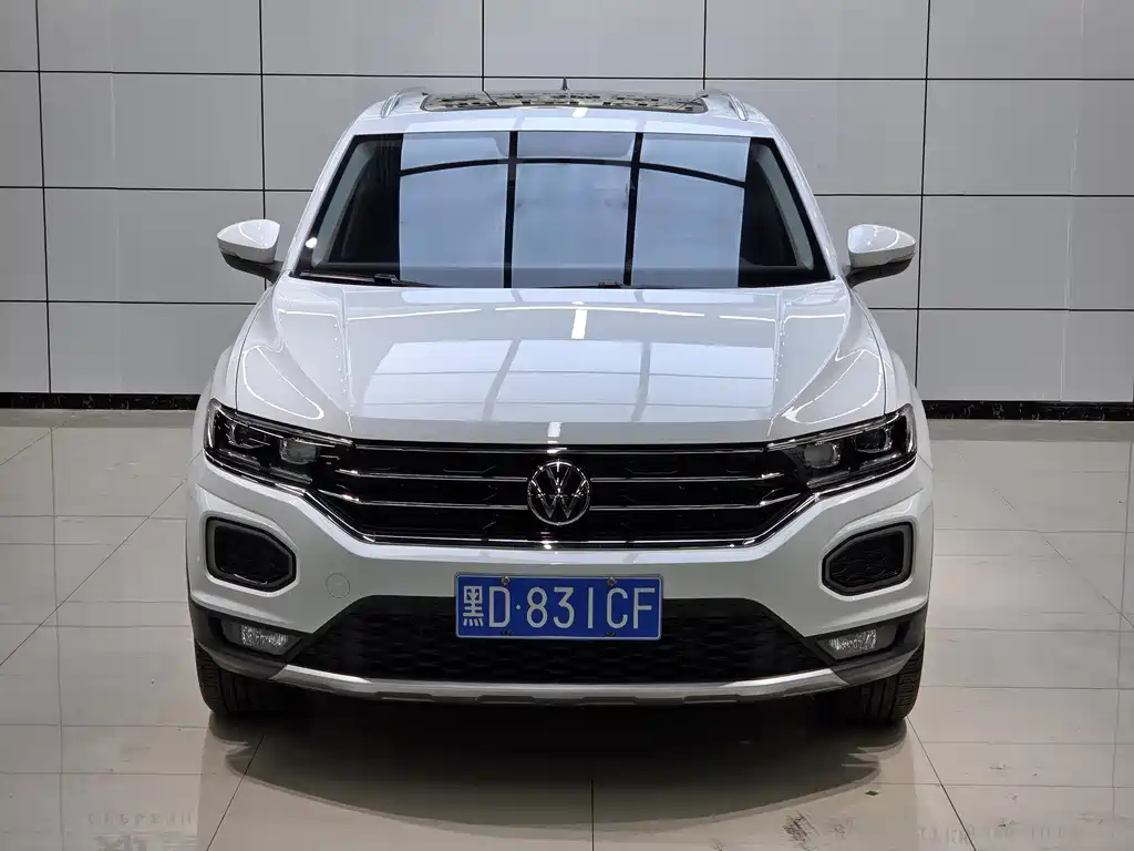 Volkswagen T-Roc — миниатюра 2