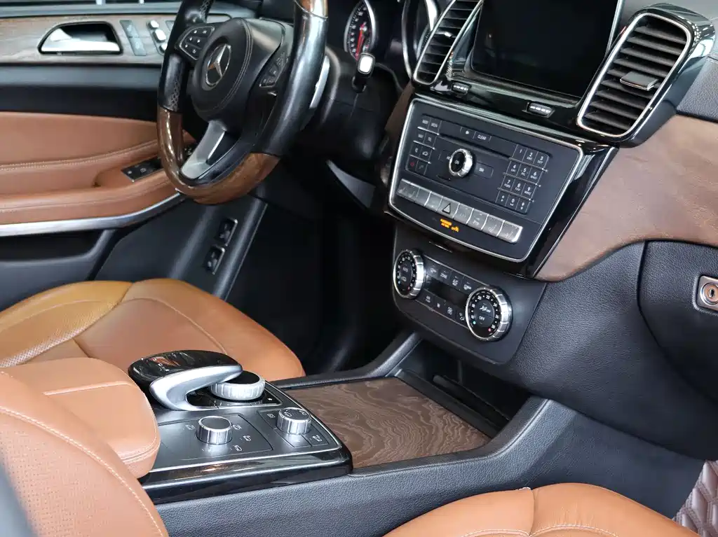 Mercedes-Benz GLS 2016 GLS 500 4MATIC