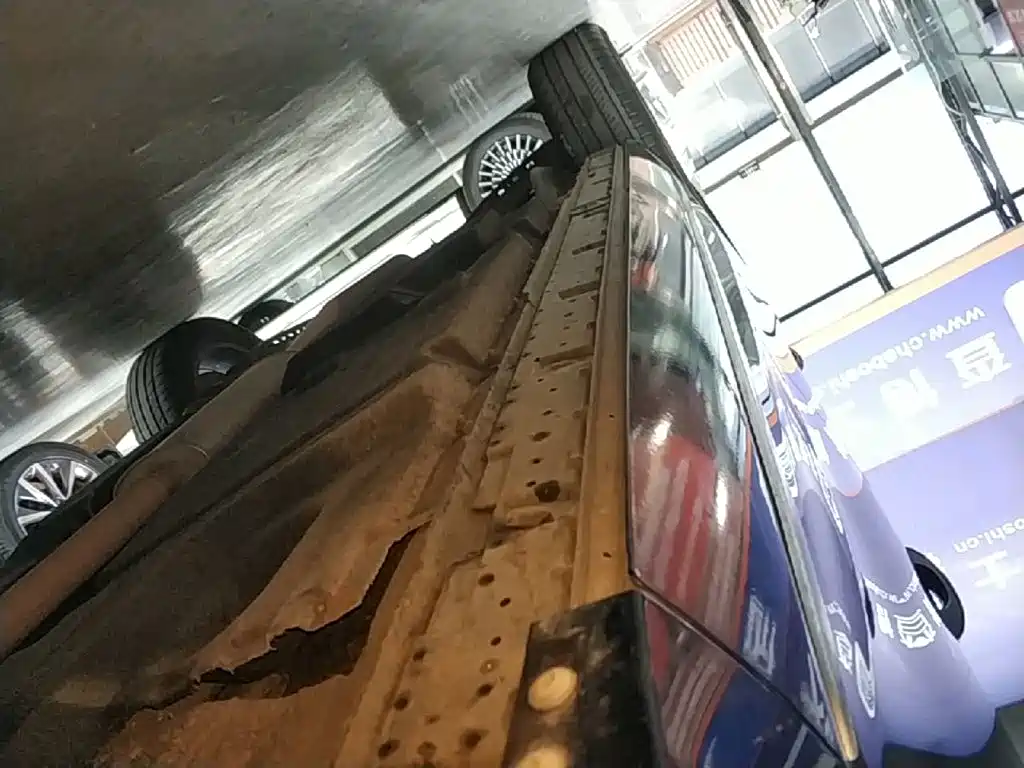 Hongqi Hongqi HS3 — миниатюра 21