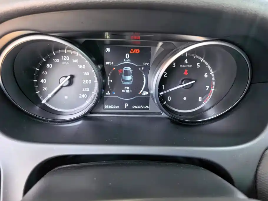 Land Rover Discovery Sport — миниатюра 14