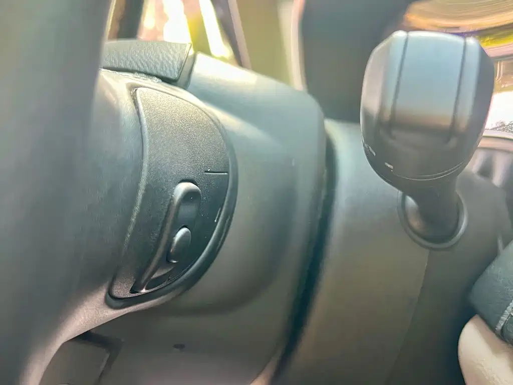 Chrysler Grand Voyager (Import) — миниатюра 31
