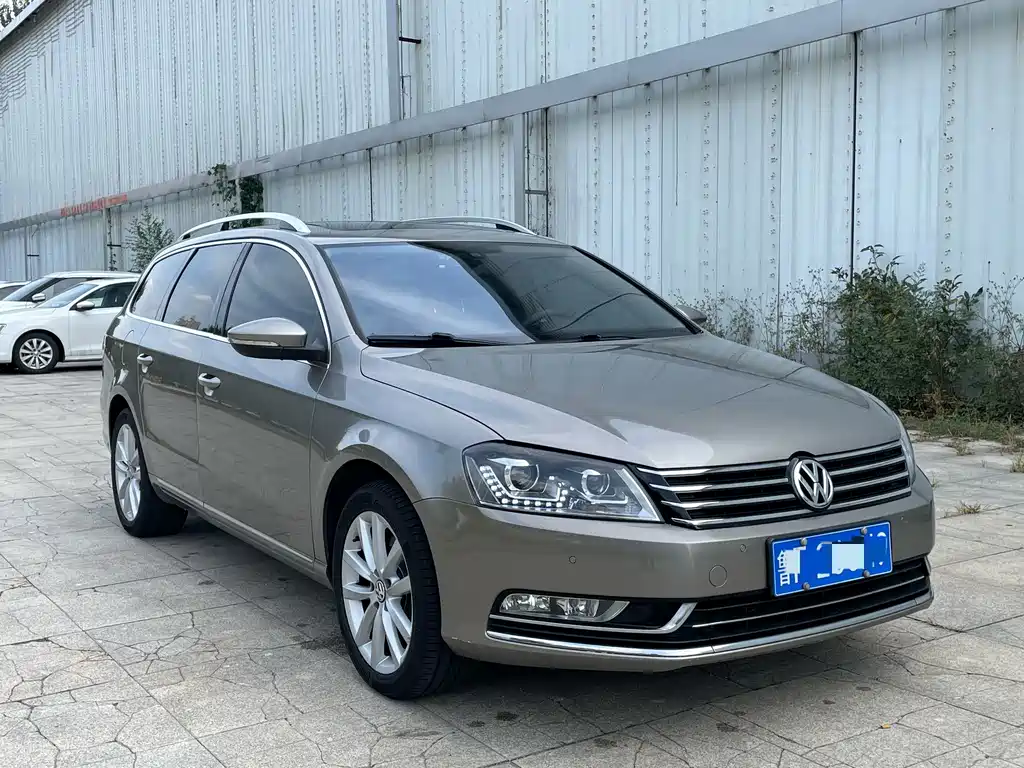 Volkswagen Magotan (Import) — миниатюра 3