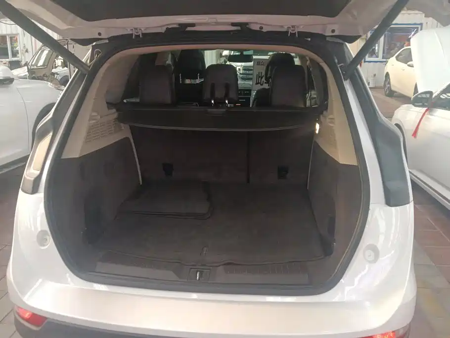 Lincoln MKC — миниатюра 4