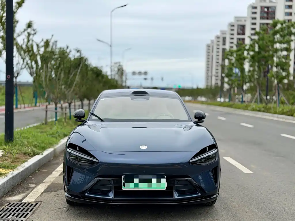 Xiaomi YU7 — миниатюра 2