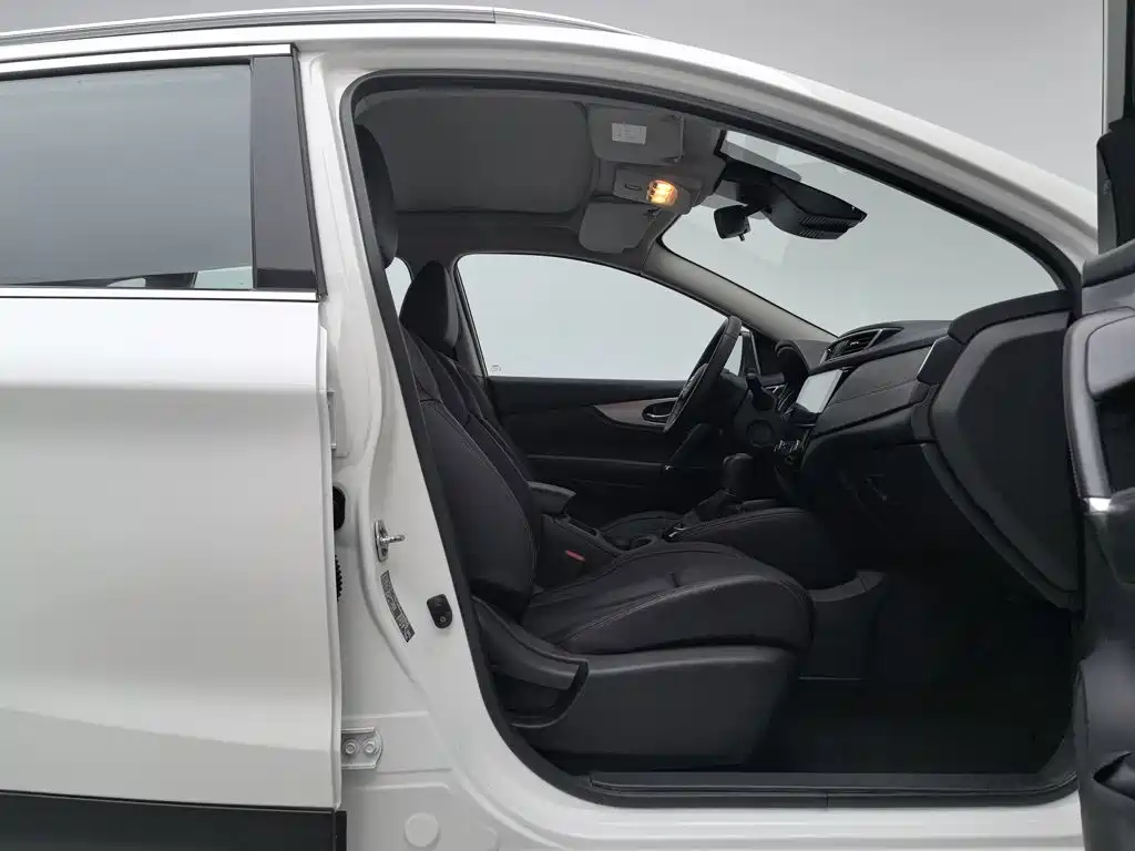 Nissan Qashqai — миниатюра 23