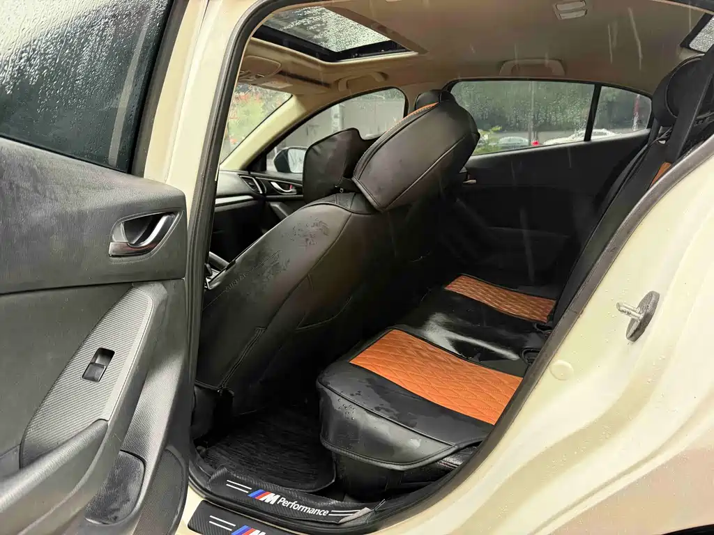 Mazda 3 Axela — миниатюра 7