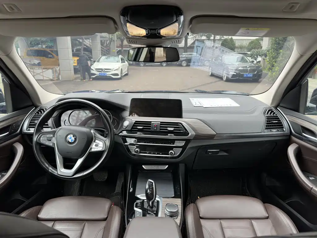 BMW X3 2018 xDrive28i Luxury VI