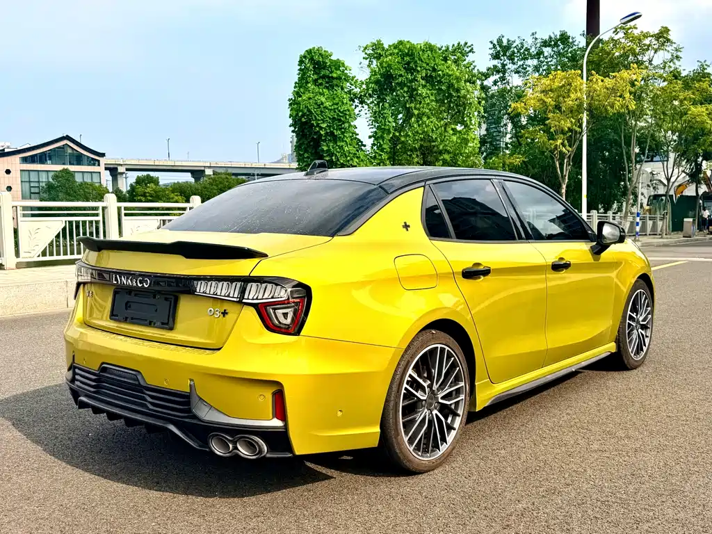 Lynk & Co 03 — миниатюра 6
