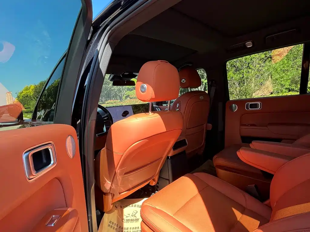 Li Auto Li L8 — миниатюра 3