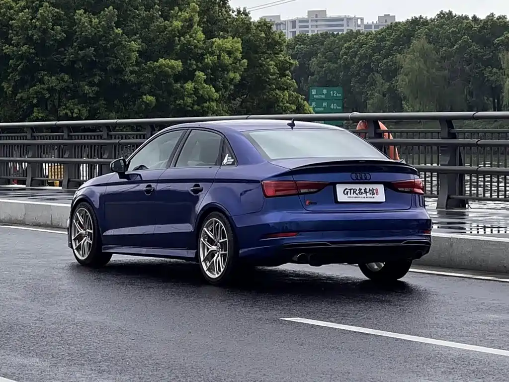 Audi S3 — миниатюра 10