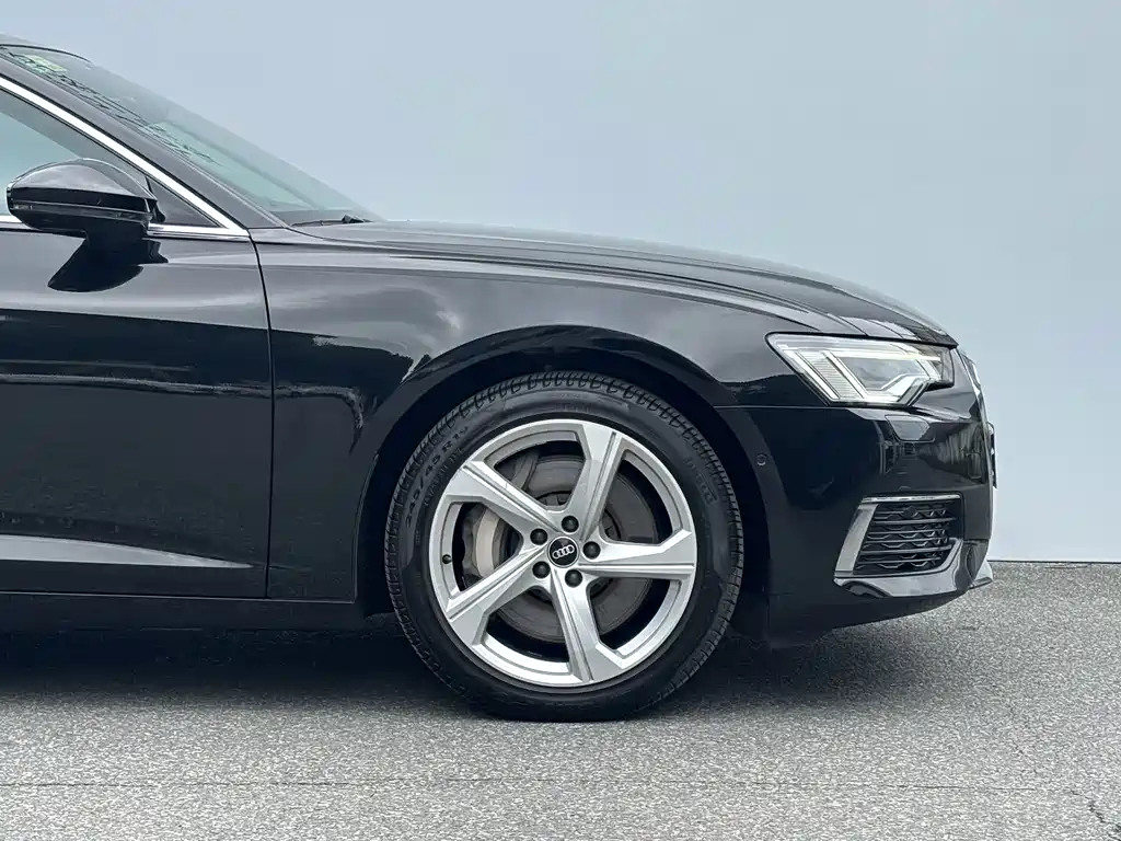 Audi A6L — миниатюра 6