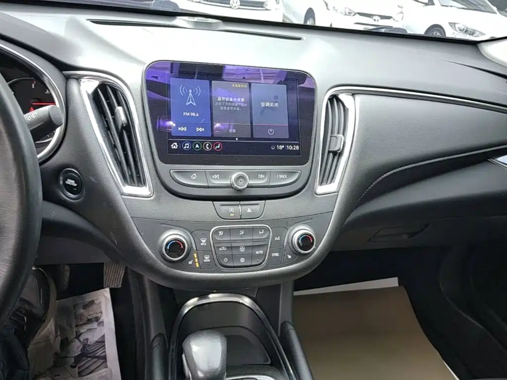 Chevrolet Malibu XL — миниатюра 13