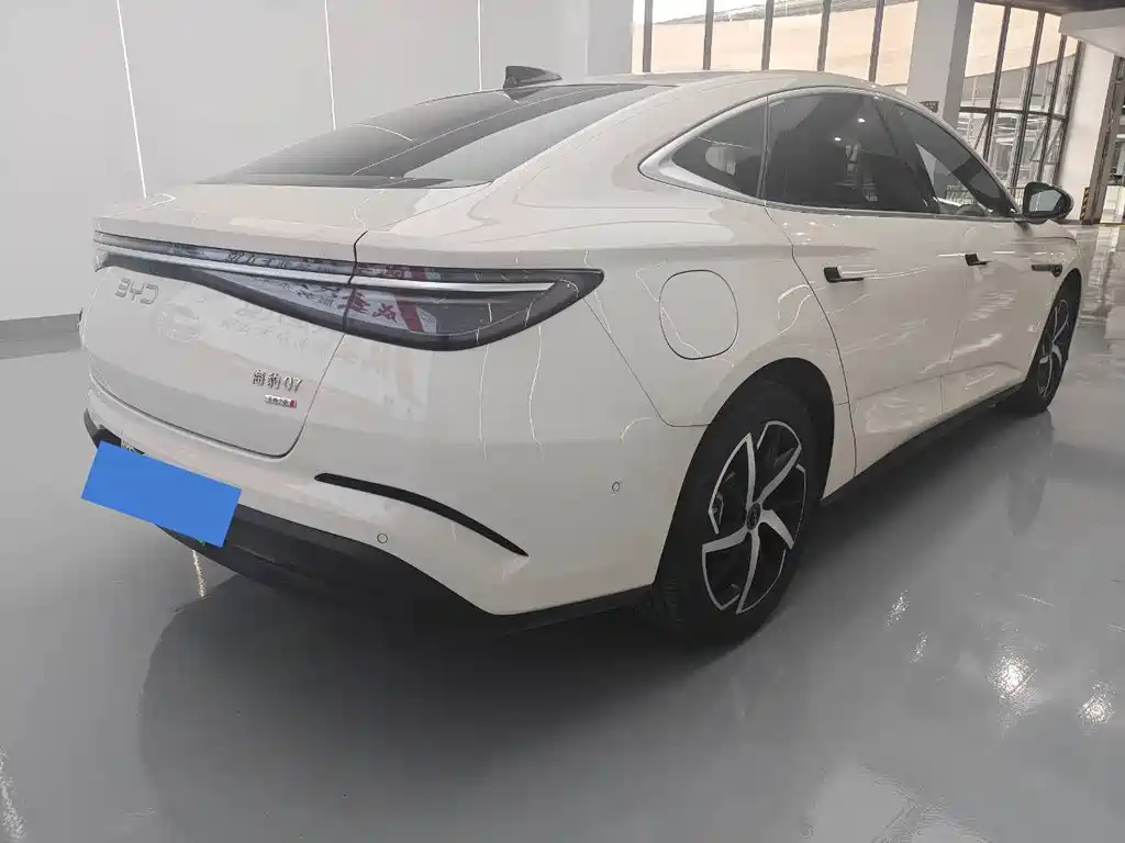 BYD Seal 07 DM-i — миниатюра 6