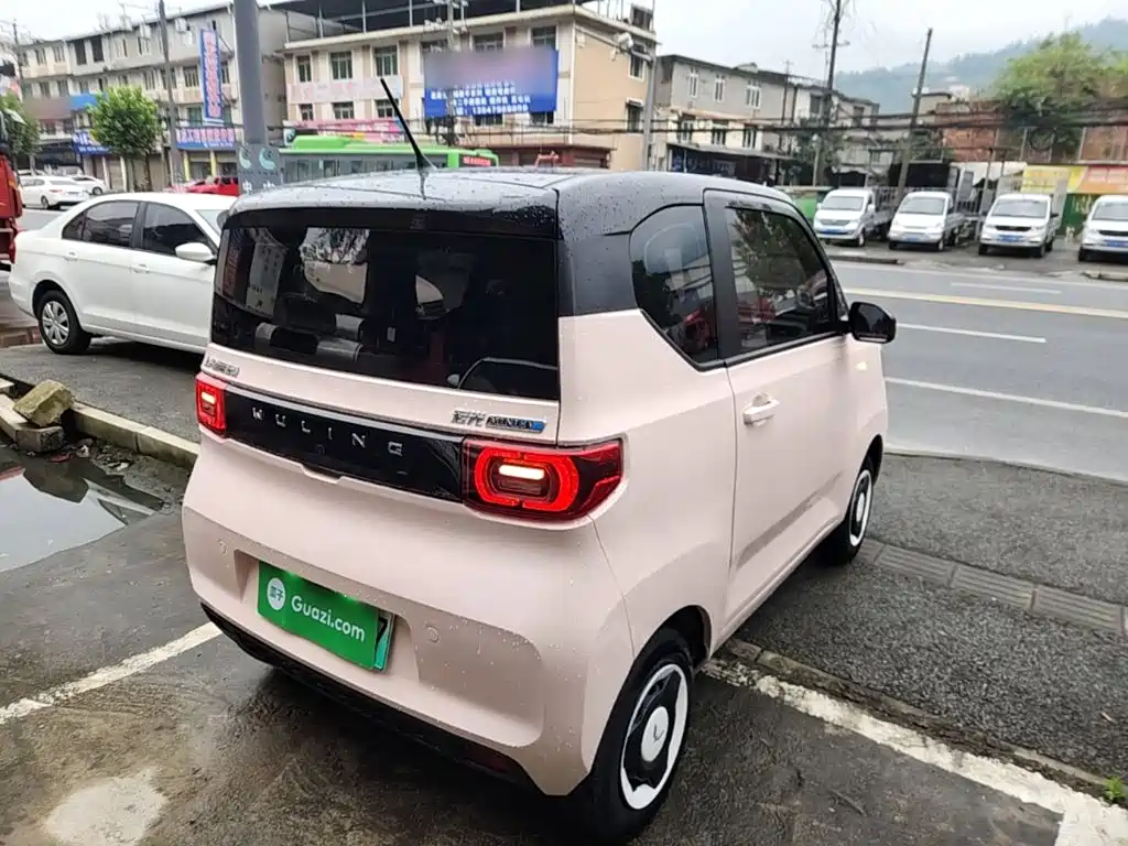 Wuling MINIEV — миниатюра 7