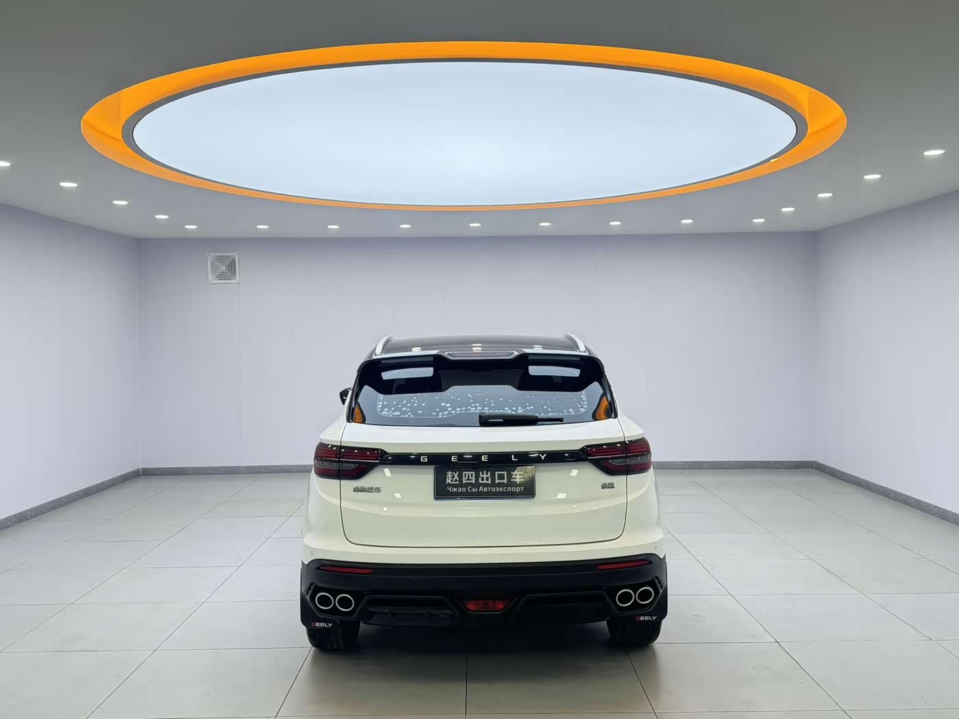 Geely Binyue 1.4 л 2022 г. Белый, пробег 35000 км