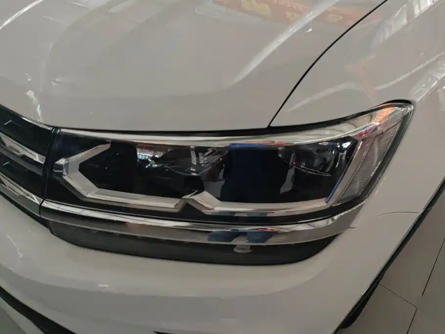 Volkswagen Tharu — миниатюра 5