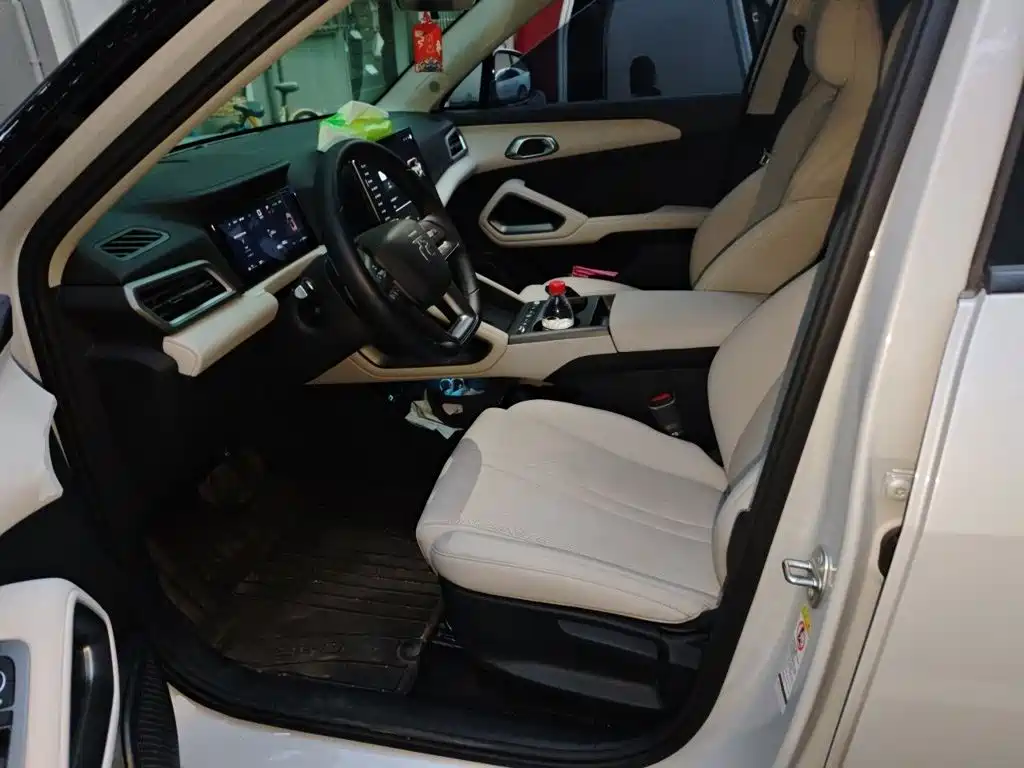 BYD Yuan UP — миниатюра 12
