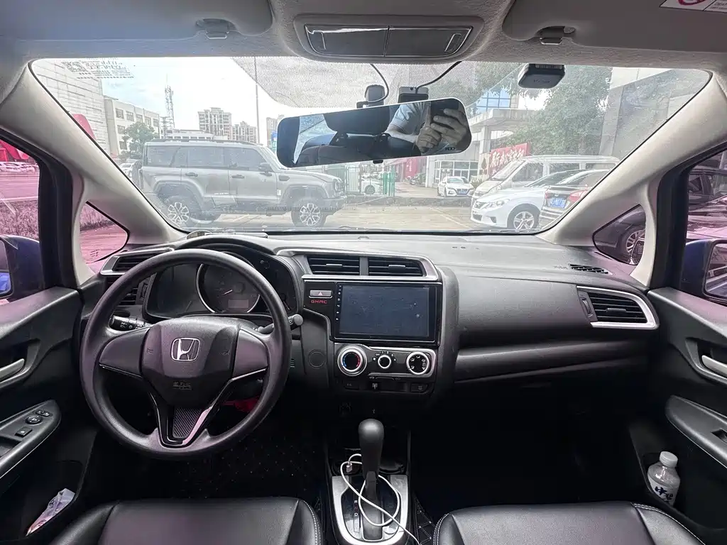 Honda Fit — миниатюра 4