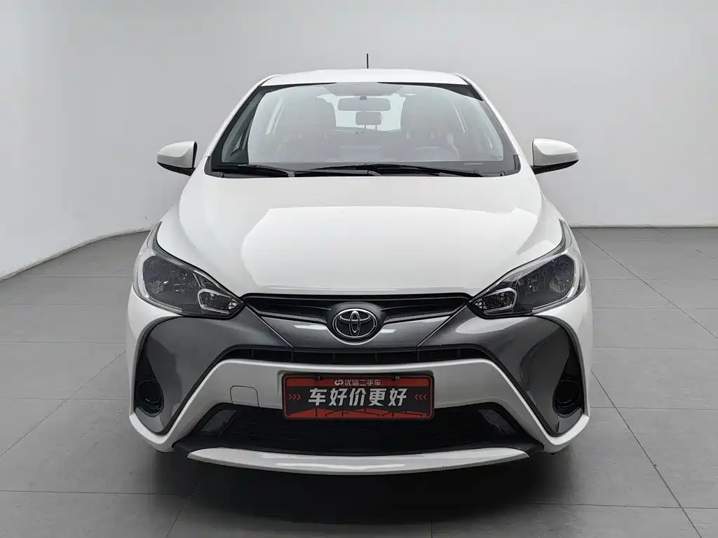 Toyota Yaris L — миниатюра 3