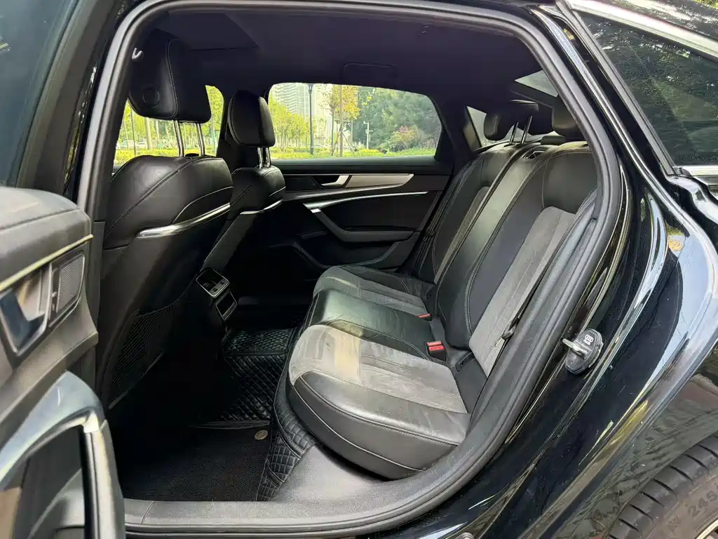 Audi A6L — миниатюра 6
