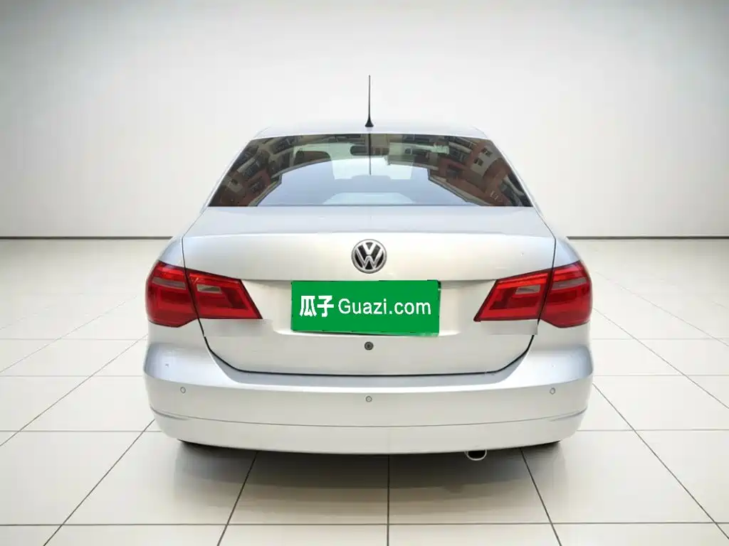 Volkswagen Jetta — миниатюра 5