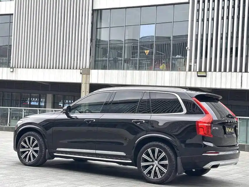 Volvo XC90 2020 T6 Luxury 7 мест