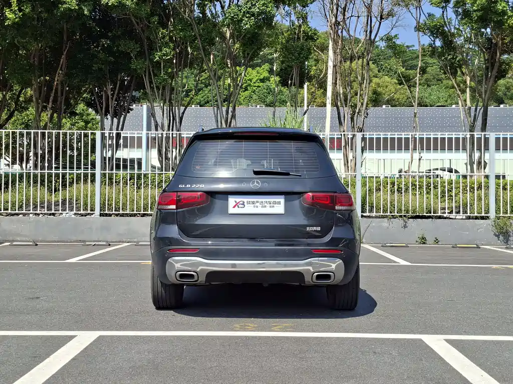 Mercedes-Benz GLB — миниатюра 6