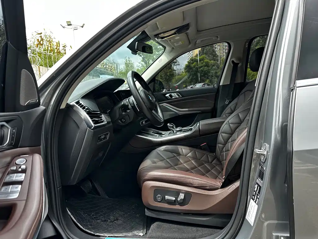 BMW X5 — миниатюра 7