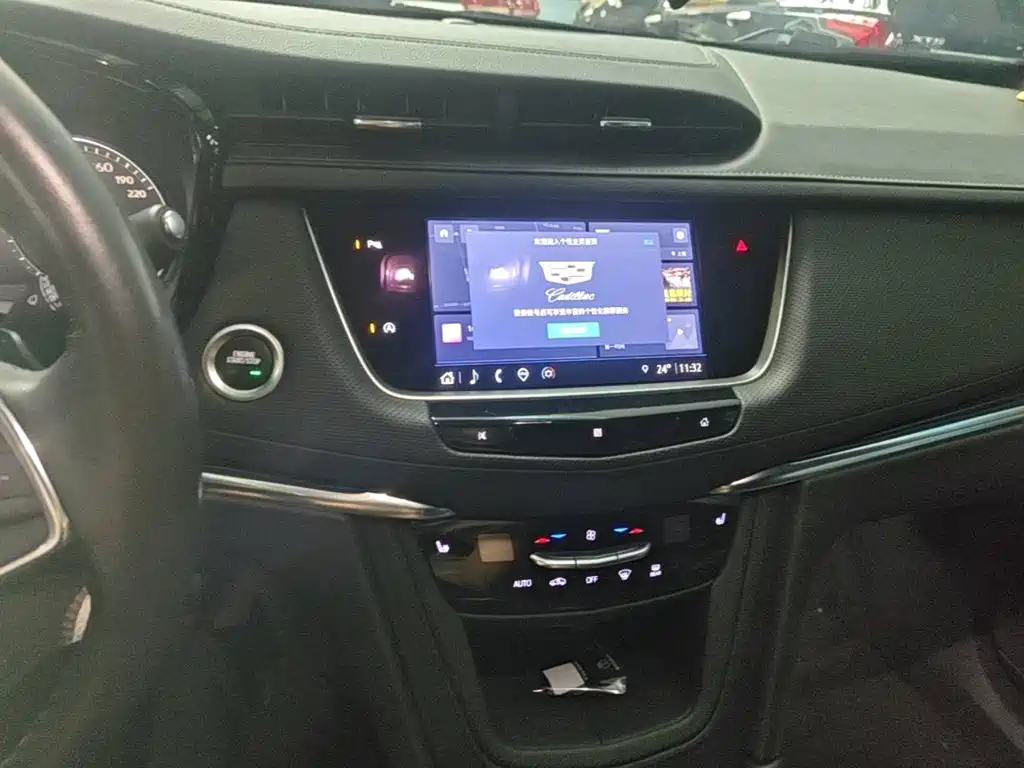 Cadillac XT5 — миниатюра 13