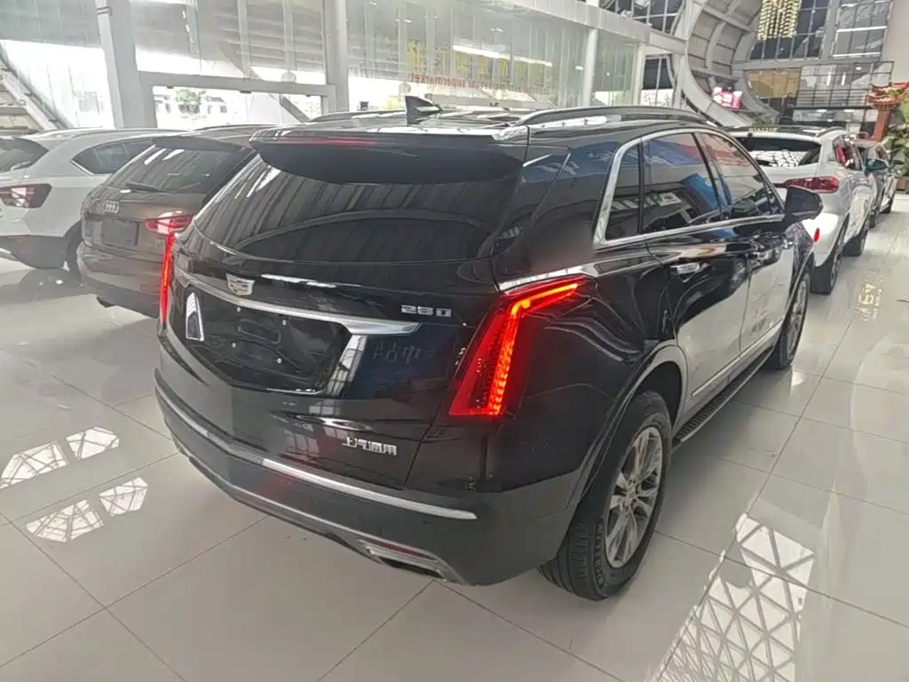 Cadillac XT5 — миниатюра 7