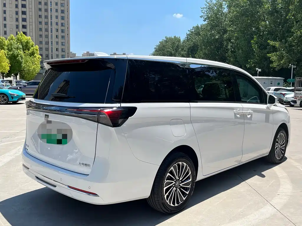 Buick GL8 2025 Smart