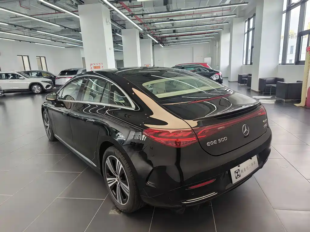 Mercedes-Benz EQE — миниатюра 8