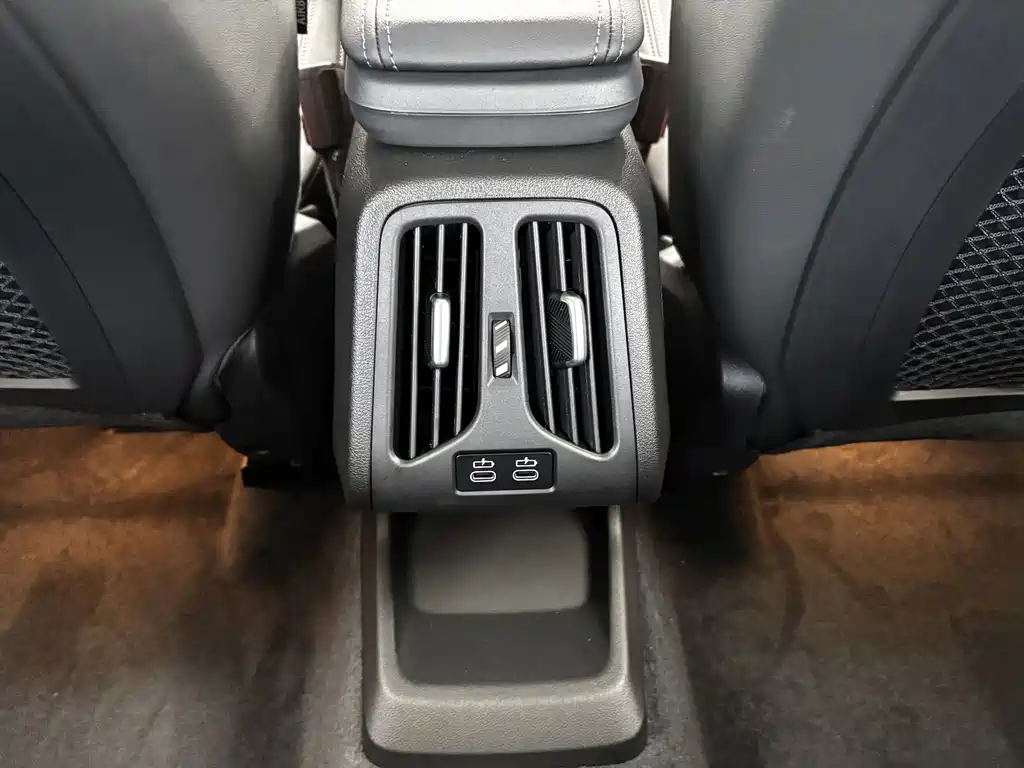 BMW X1 — миниатюра 22