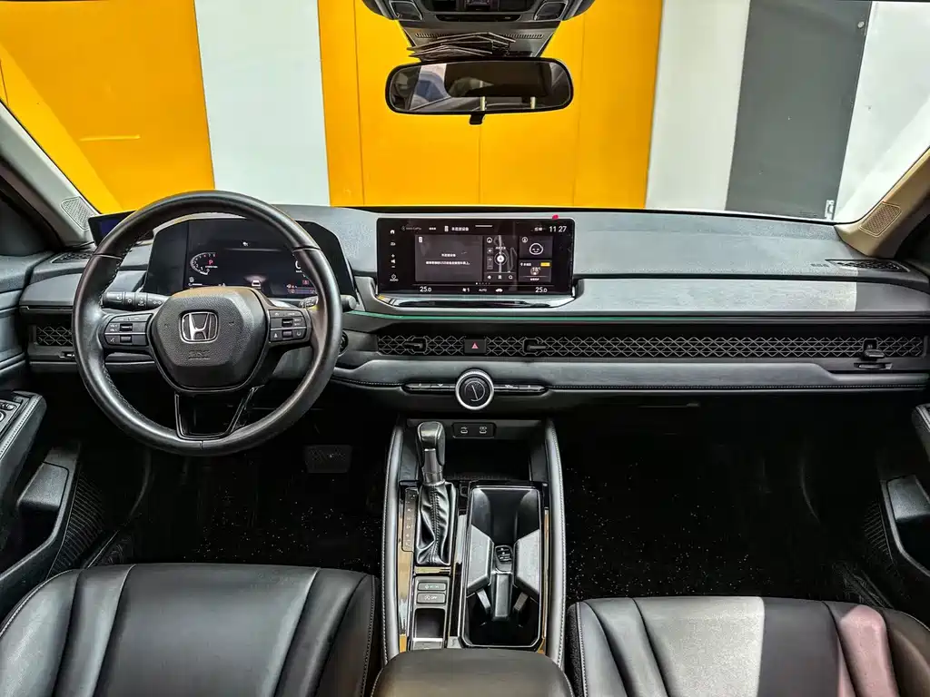 Honda Accord — миниатюра 7