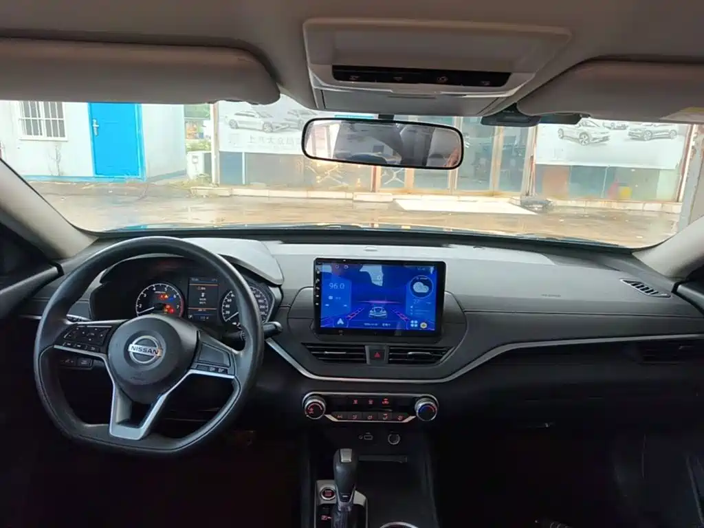 Nissan Teana — миниатюра 10