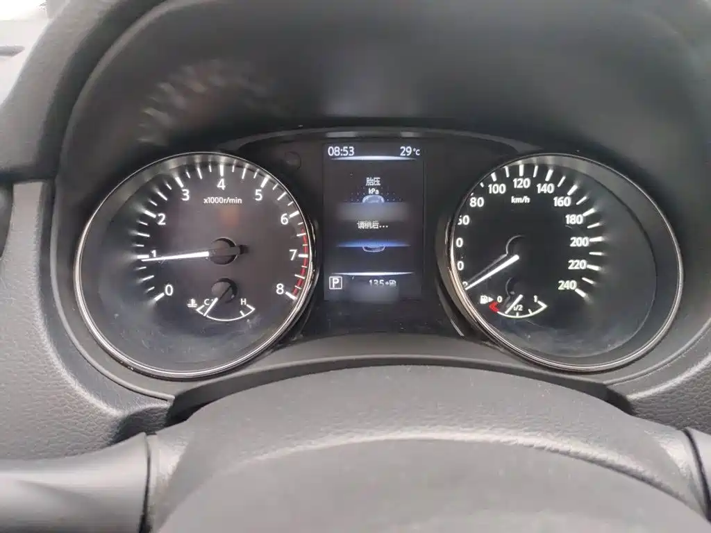 Nissan X-Trail — миниатюра 4