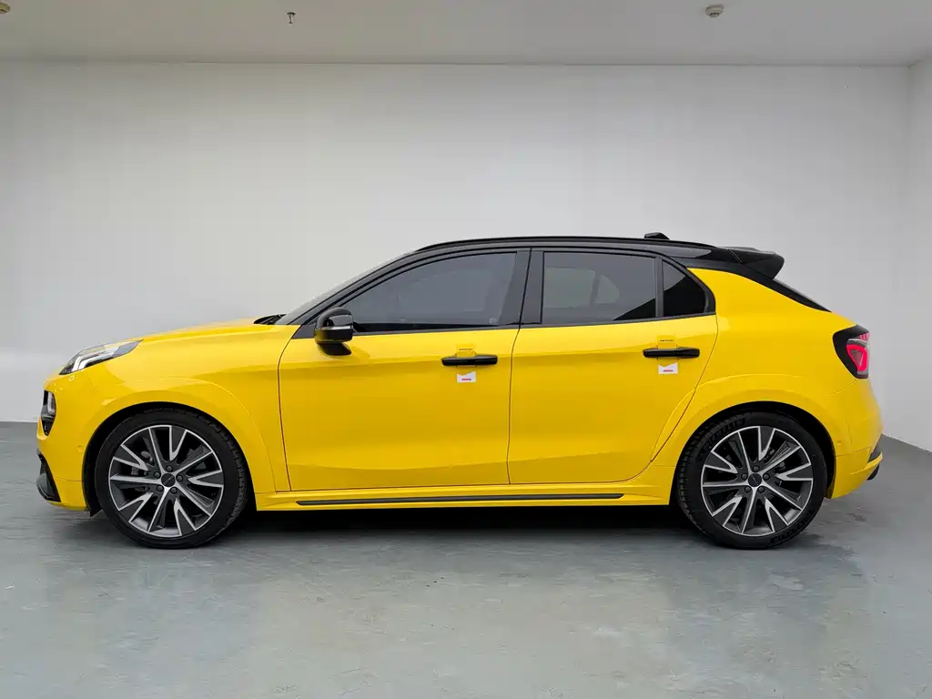 LYNK & CO. 02 HATCHBACK