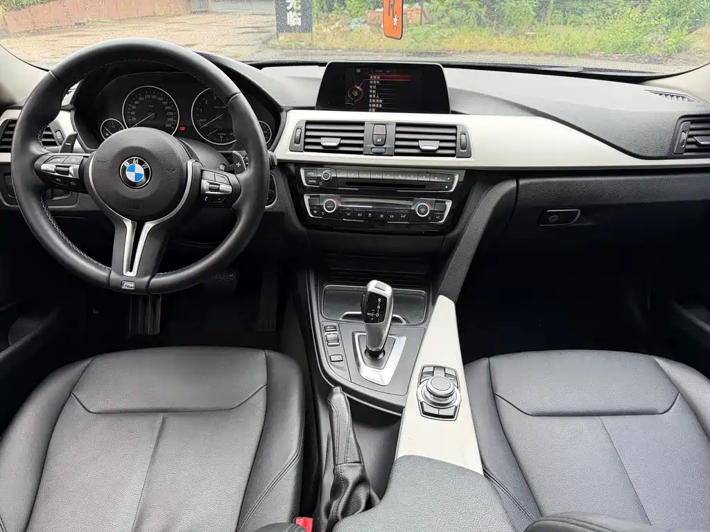 BMW 3 Series — миниатюра 12