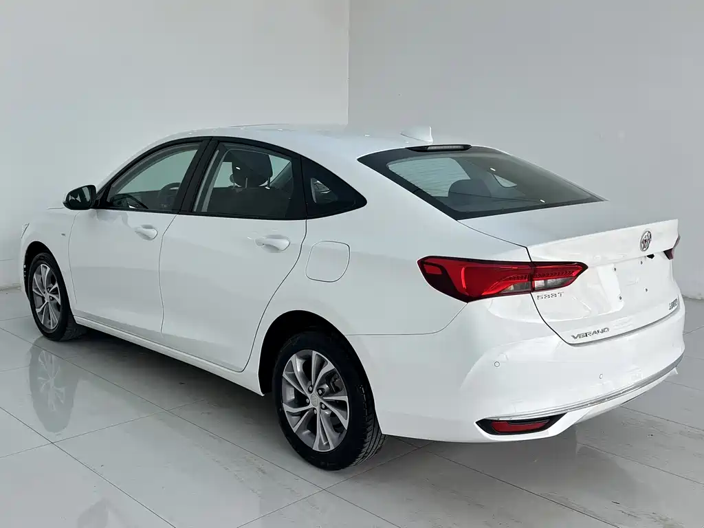 Buick Verano — миниатюра 7