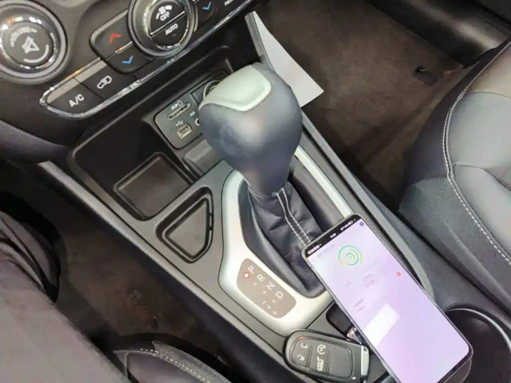Jeep Cherokee — миниатюра 14