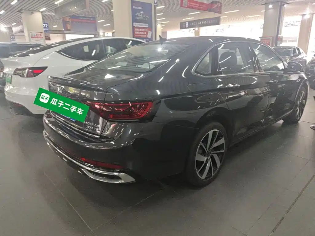 Volkswagen Sagitar — миниатюра 7