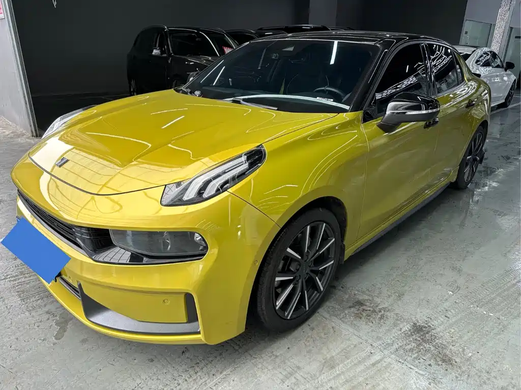 Купить Lynk & Co 03