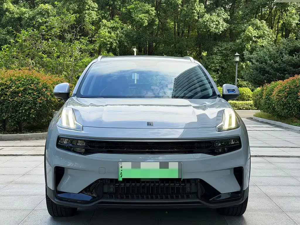 2023 Lynk & Co 06 - zdjęcie 1 z 16