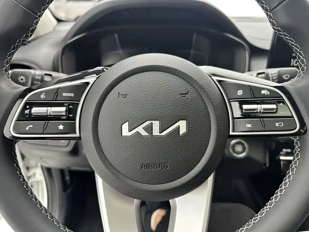Kia K3 — миниатюра 13