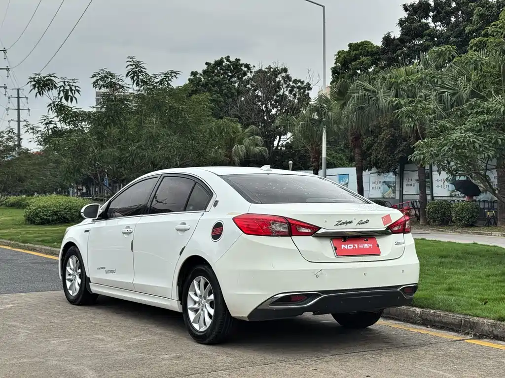 Zotye 众泰Z560 — миниатюра 5