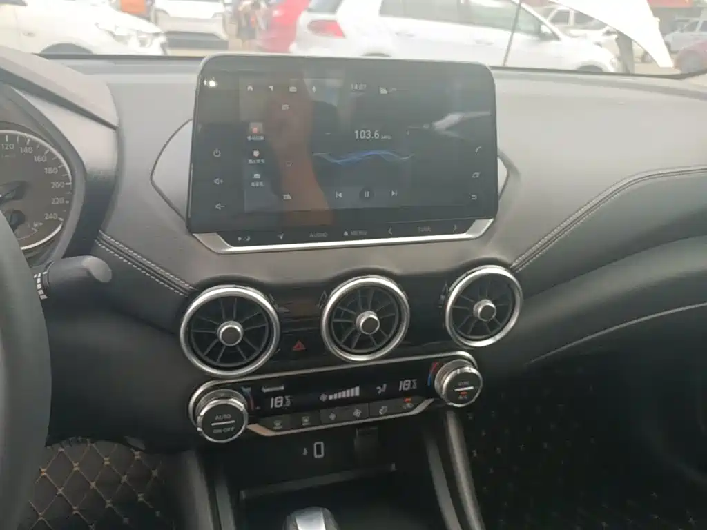 Nissan Sylphy — миниатюра 9